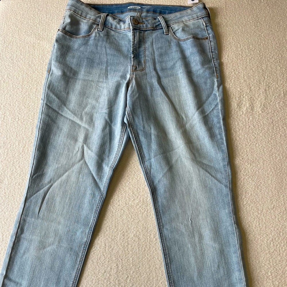 Skinny jeans